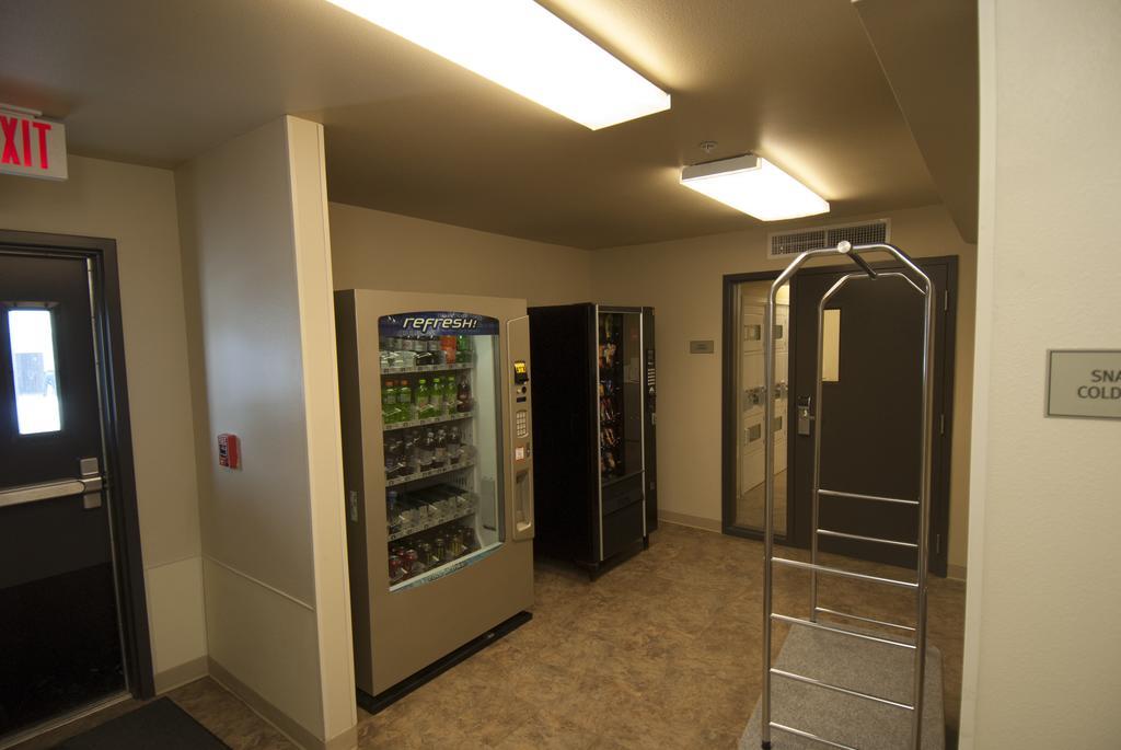 Woodspring Suites 威利斯顿 外观 照片
