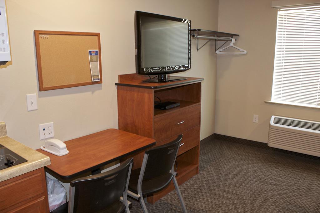 Woodspring Suites 威利斯顿 外观 照片