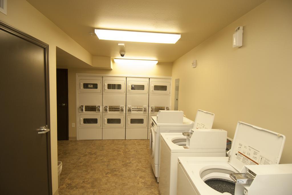 Woodspring Suites 威利斯顿 外观 照片