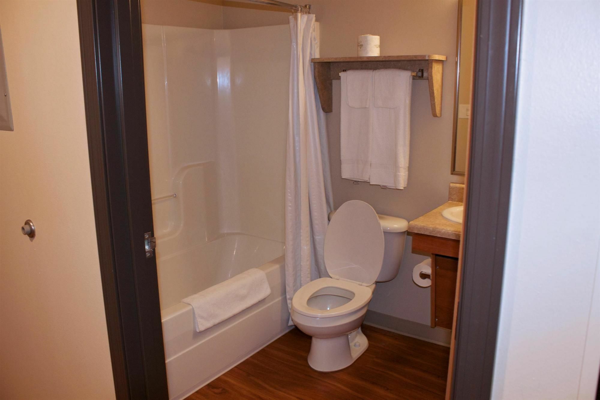 Woodspring Suites 威利斯顿 外观 照片